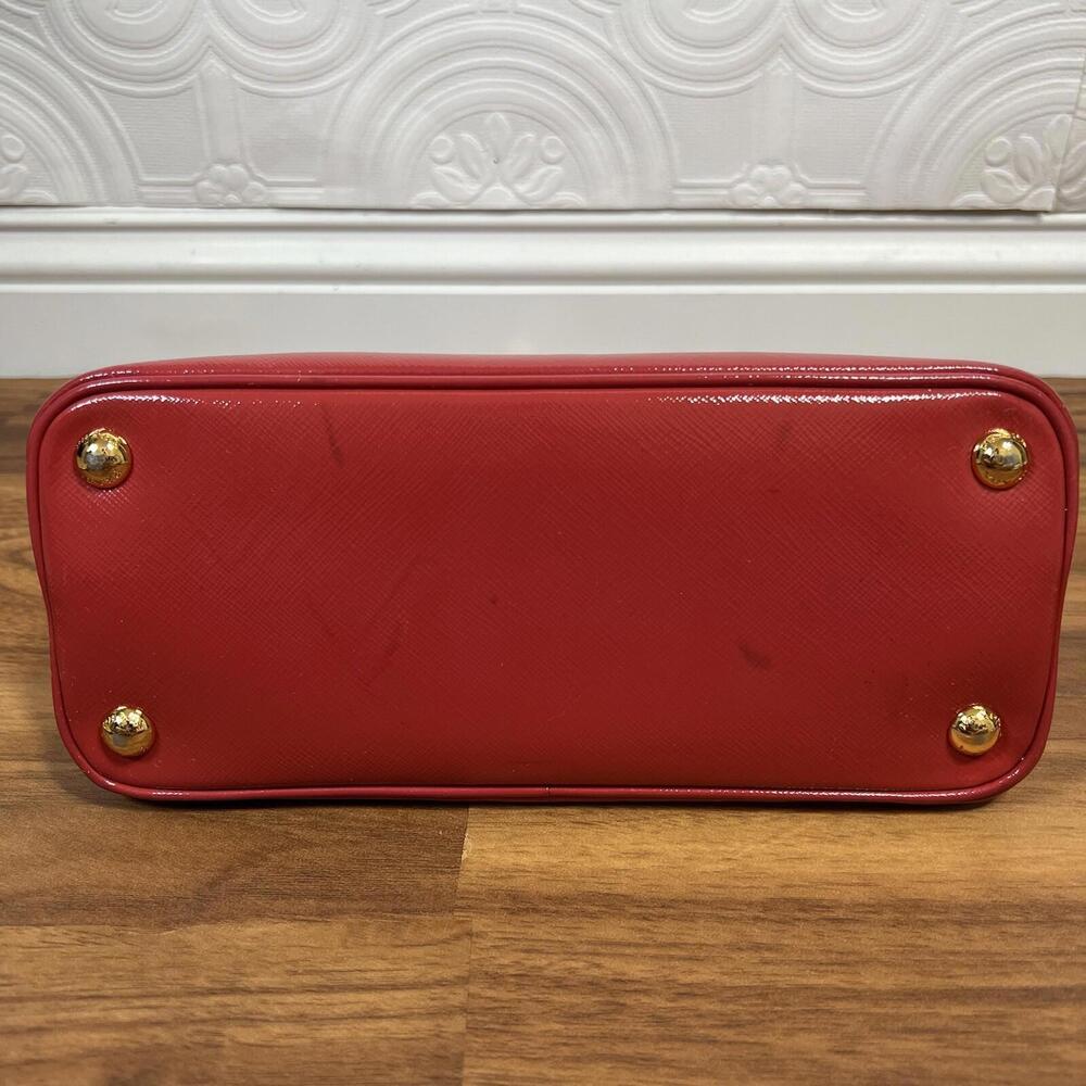 Prada Promenade Saffiano Lux Leather Crossbody Bag Small Red Gold Hardware - Picture 5 of 16